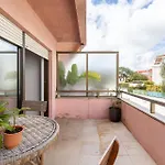 1 Apartamento *