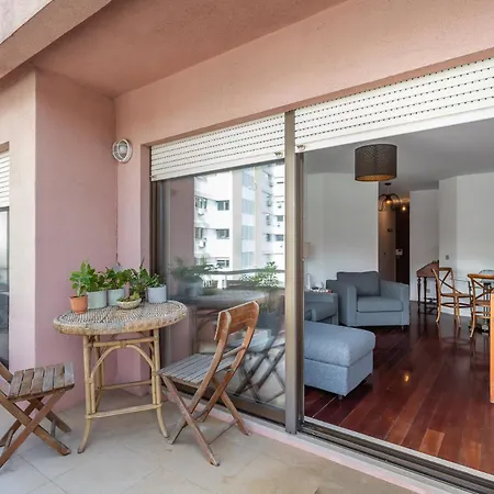 Appartement 1 *
